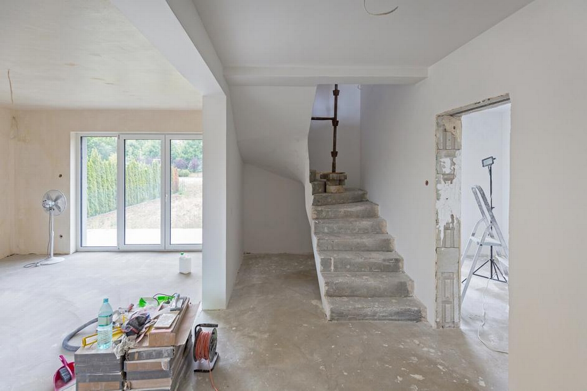 Restoration Techniques Revolution: Are Traditional Methods Still Relevant in Today's Market?