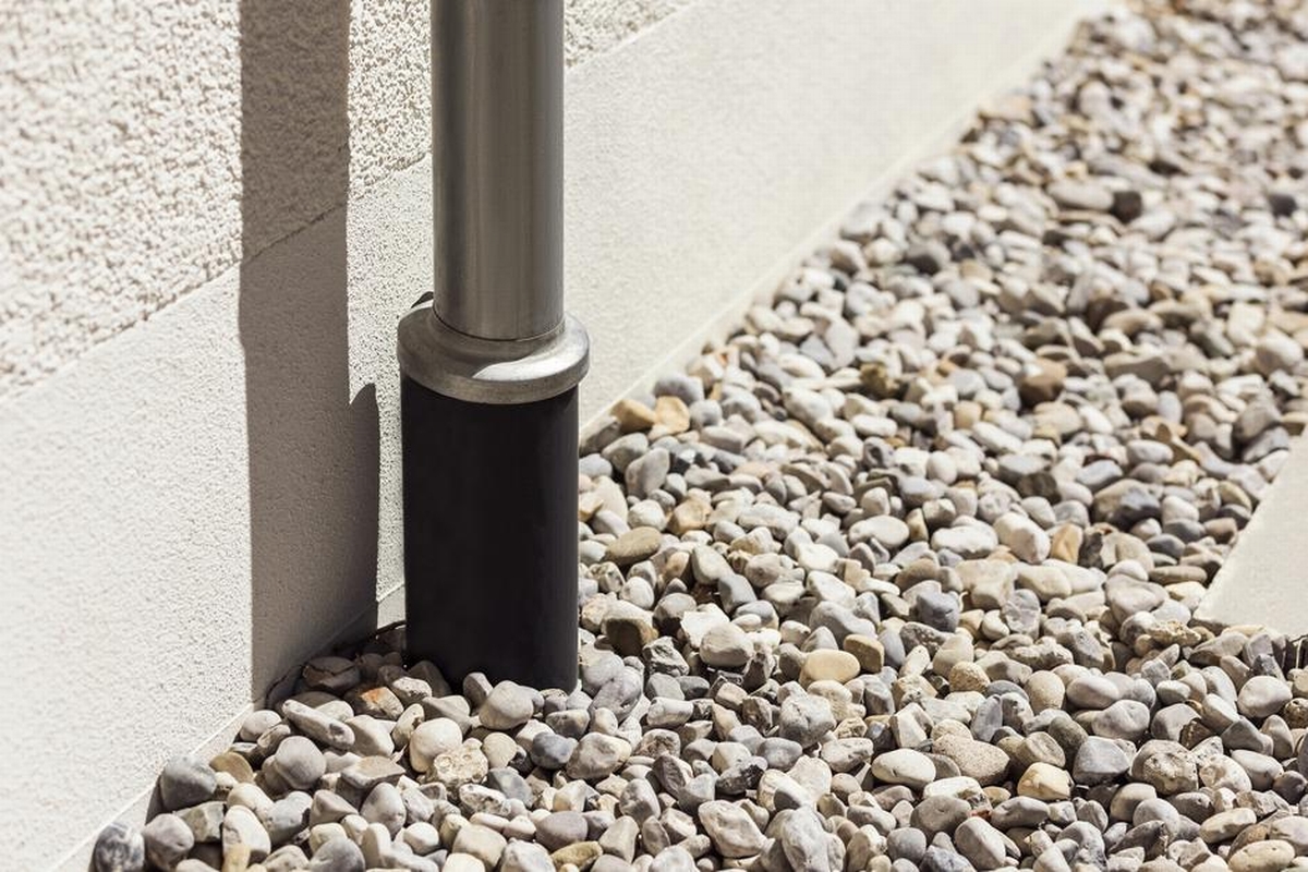 What Is a Weeping System and How Does It Manage Water Drainage?